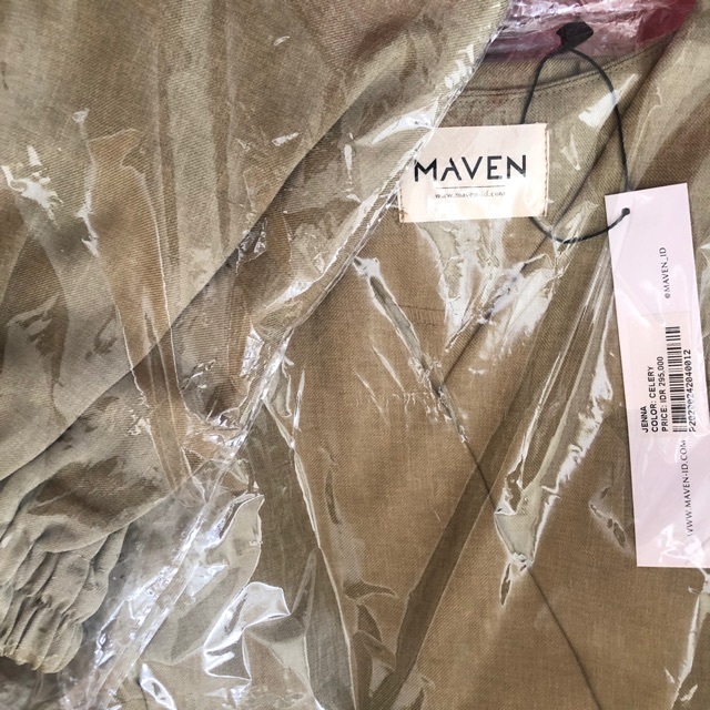 MAVEN Jenna Warren Celery NOVERE ITTAHERL DISNEY MMEHUILLET HELLOLILO LIPLAPLAP Mickey COTTONINK