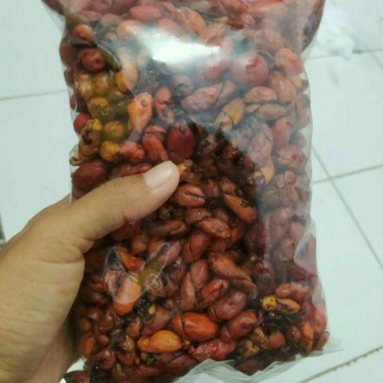 

keripik kulit melinjo