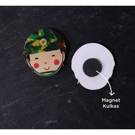 Magnet Kulkas Akrilik Custom Muka