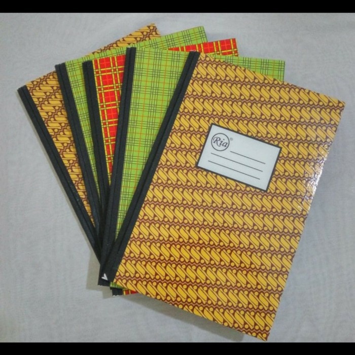 

BUKU FOLIO 200 LEMBAR RIA/BUKU FOLIO HARD COVER