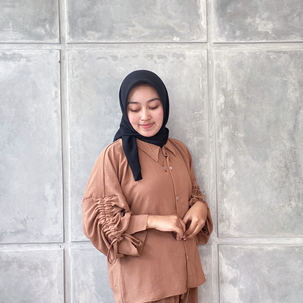 MONIC TOP BLOUSE LENGAN BALON SERUT - ZIA SHIRT AIRFLOW LENGAN SERUT