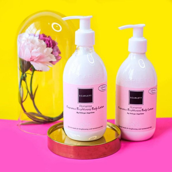 ✨ AKU MURAH ✨Scarlett Whitening Body Lotion Romansa