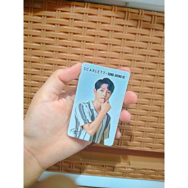 SCARLETT X SONG JOONG KI PHOTOCARD OFFICIAL