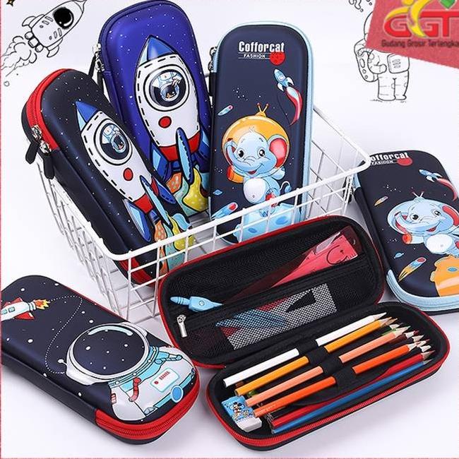 

GGT Kotak Pensil 3D Tempat Pensil Timbul Karakter Lucu Anti Air