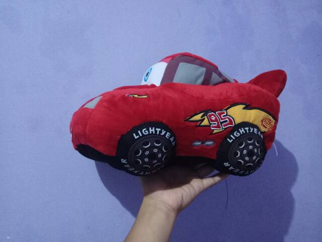 Boneka cars bahan lembuy mobil balap kado ultah souvernir mobil cars