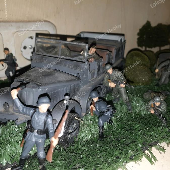 Diorama - The Counter Attack 1/32 Hanya Sd.KFZ 11