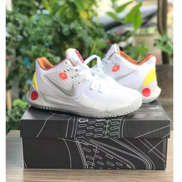 Nike Kyrie Irving 5 x Spongebob Sandy Cheeks
- High Premium Quality