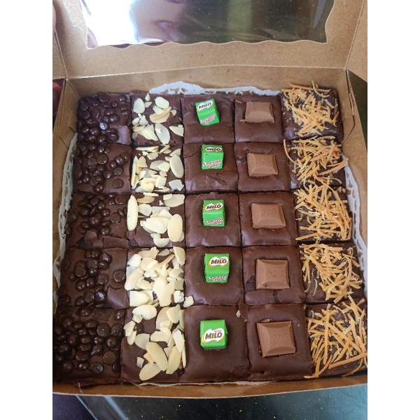 

Fudge Brownies Sekat 25pc