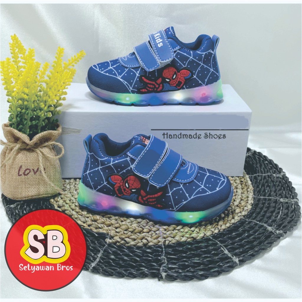 Sepatu Sneakers LED Anak Laki - Laki Motif SPIDERMAN / Sepatu Anak MENYALA