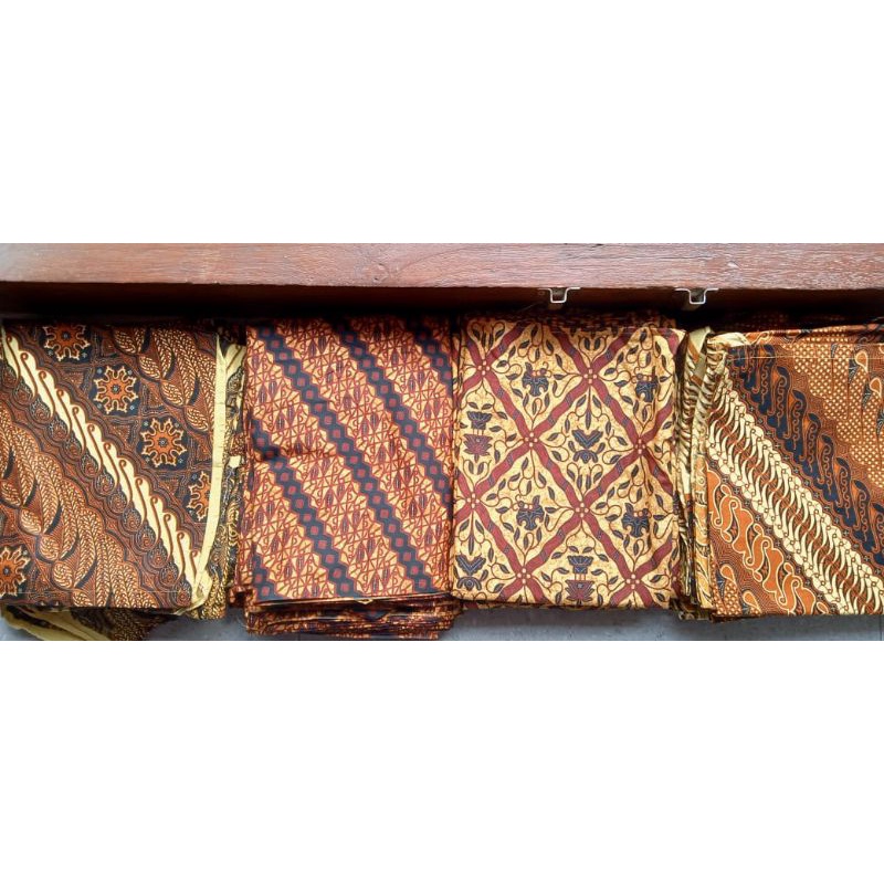 Sembong Batik Cokelat Anak dan Dewasa