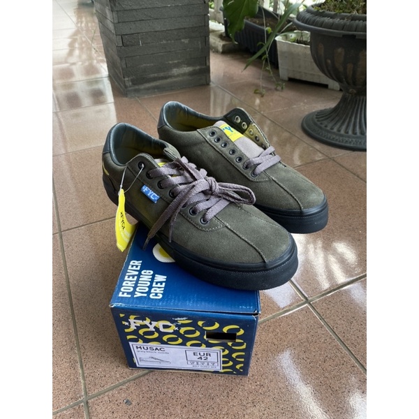 Sepatu FYC MUSAC Grey Black Suede 100% ORIGINAL BARU BNIB