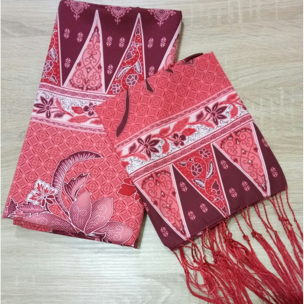 Kain Rok Tumpal dan Selendang | Rok Kebaya Encim Merah Jambu | Betawi - re 03