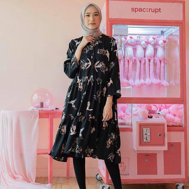 Havana Midi Dress Azalea Black by Haideeorlin