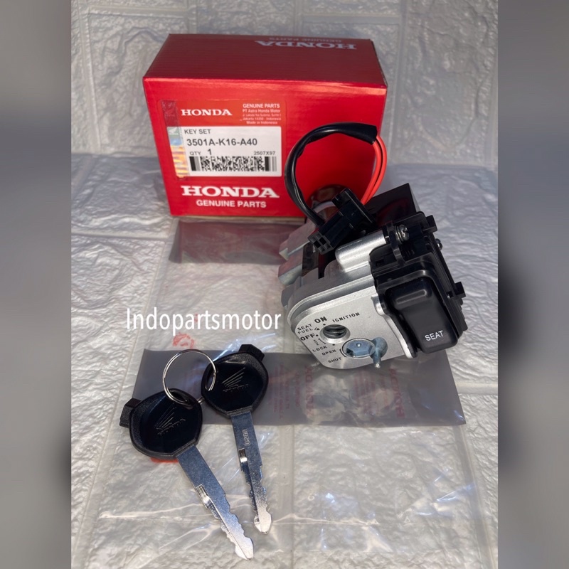 Kunci Kontak Set Tombol Jok Scoopy Fi 2012-2015 K16