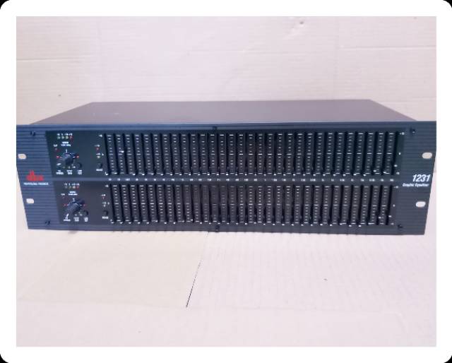 Equalizer dbx 1231 31×2 Channel garansi 1 Tahun