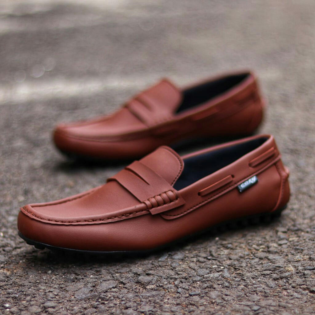 COD - Sepatu Pansus || Sepatu Slip On Pria Cozy Verona Sepatu Santai Kulit Suede Original Made