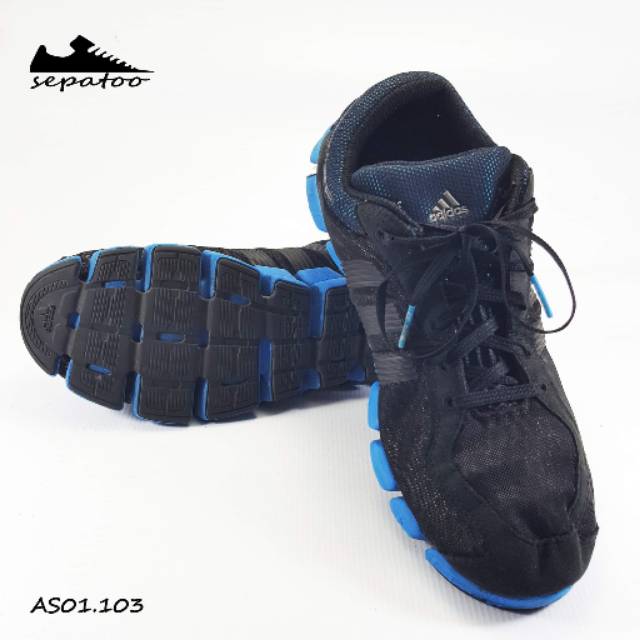 Sepatu branded original second/bekas adidas