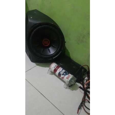 subwoofer jbl 12 inch,power jbl bonus adaptor dan box bekas di avanza 1 PAKET
