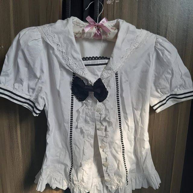 Alice and the pirates inner sailor