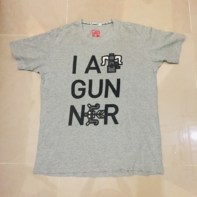 Kaos second branded UNIQLO ORI