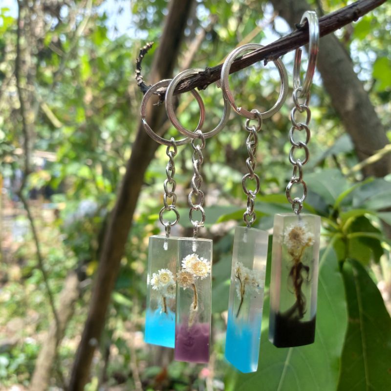 Resin gantungan kunci bunga edelweish
