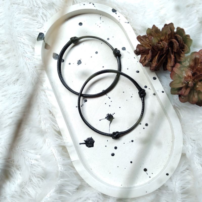 Gelang Tali Polos / Gelang Hitam Aestetic (Buy 10 get 1 free) Gelang Cewe & Cowo / Gelang Tali Korea