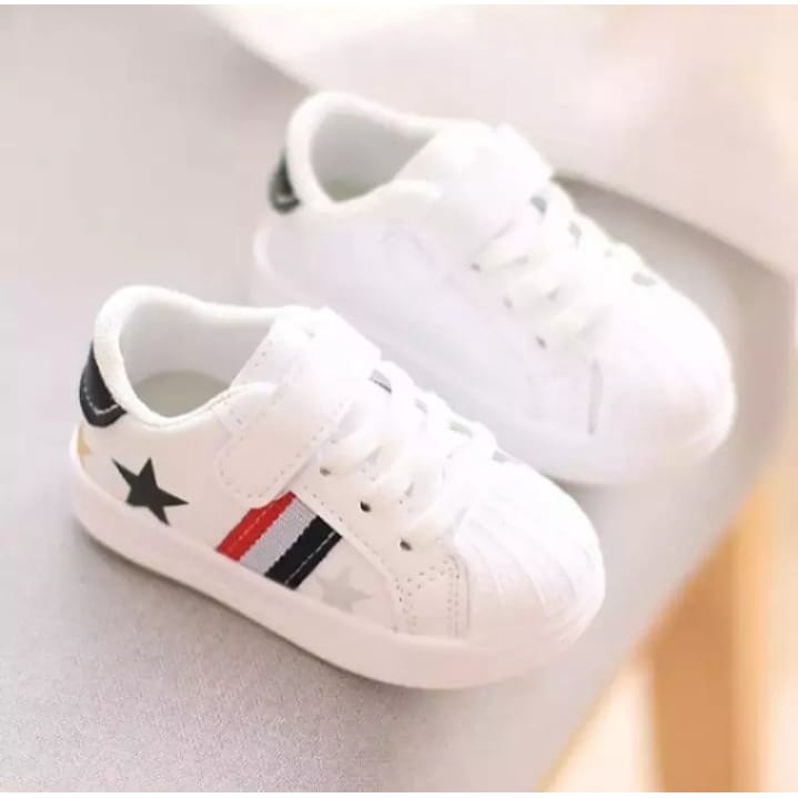 Sepatu Sneakers Anak Webing Bintang Ukuran 22-30