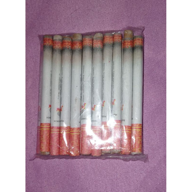 

Permen cokelat stik jadul murah meriah
