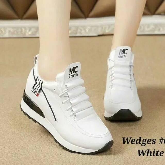SEPATU WANITA CATS CASUAL SDS257 PUTIH
