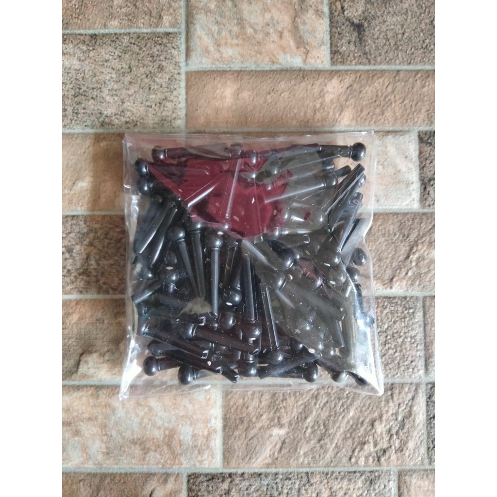 Kenip paku gitar warna hitam isi 100 pcs