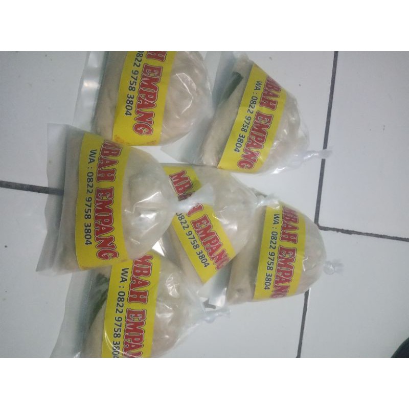 

empan putih siap saji