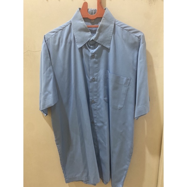 KEMEJA LENGAN PENDEK PRIA (PRELOVED)