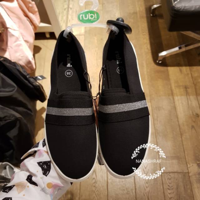 RUBI SHOES "Black Harlow Slipon"