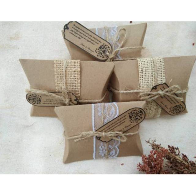 

PILLOW BOX