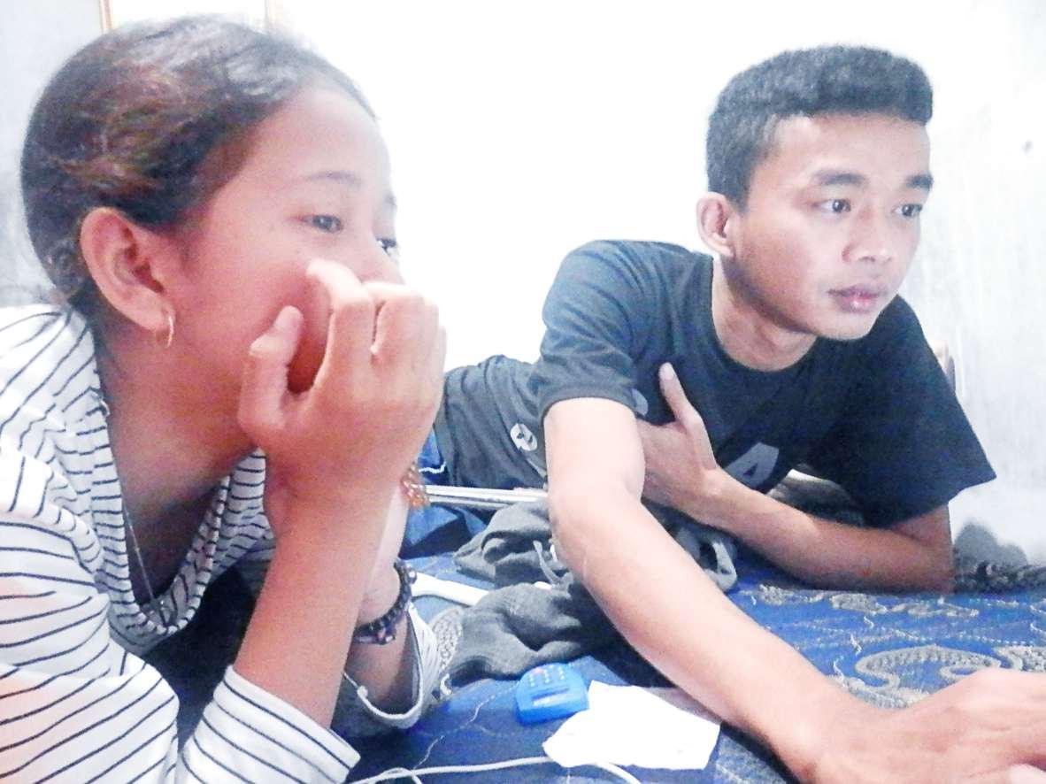 Couple Batik Hem Dan Blus Motif Terbaru