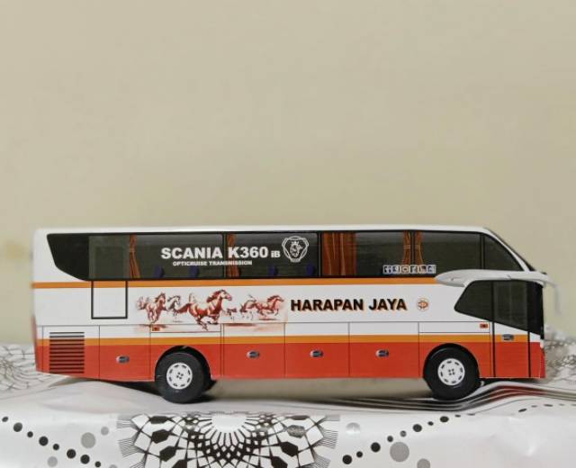 Miniatur Bus bis / mainan bus bis  harapan jaya avante Shd