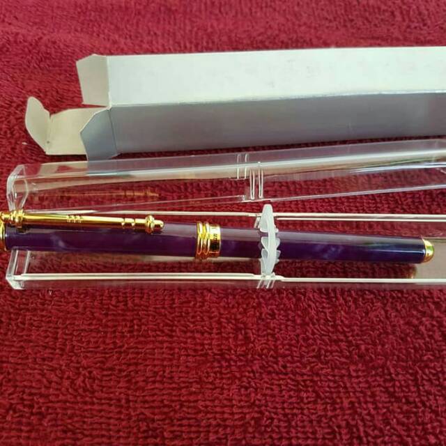 

PENA LANGKA FOUNTAIN PEN CHRISTIAN MARTIN PURPLE