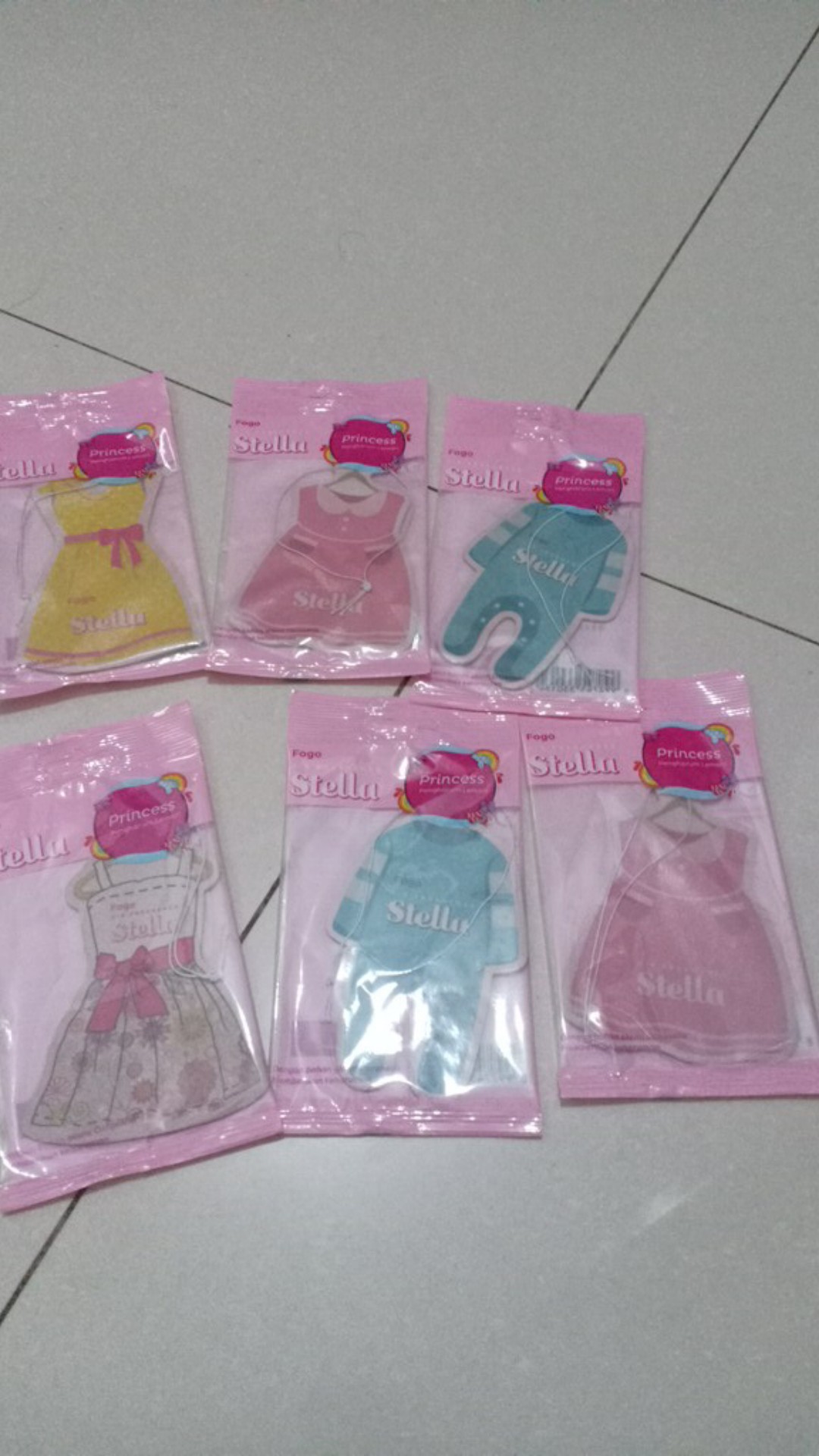 Stella Fogo Pengharum Lemari Princess 12gr