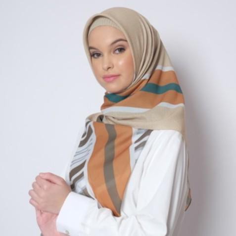 Shireen Sungkar SS 202 GEOMETRI By Social Scarf