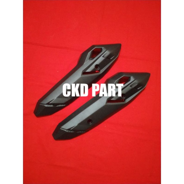 TUTUP COVER KNALPOT VARIO 125 150 LED LAMA OLD ORIGINAL ORI
