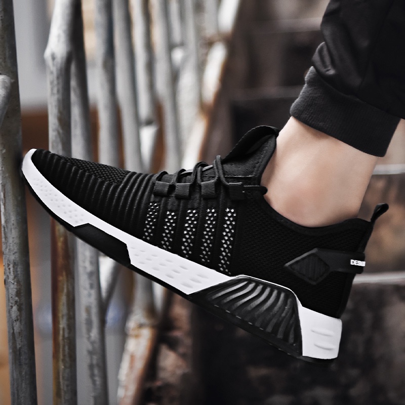 Highland Sepatu Sneakers Pria Sepatu Sport Running Shoes Casual Pria Fashion Korea MR128