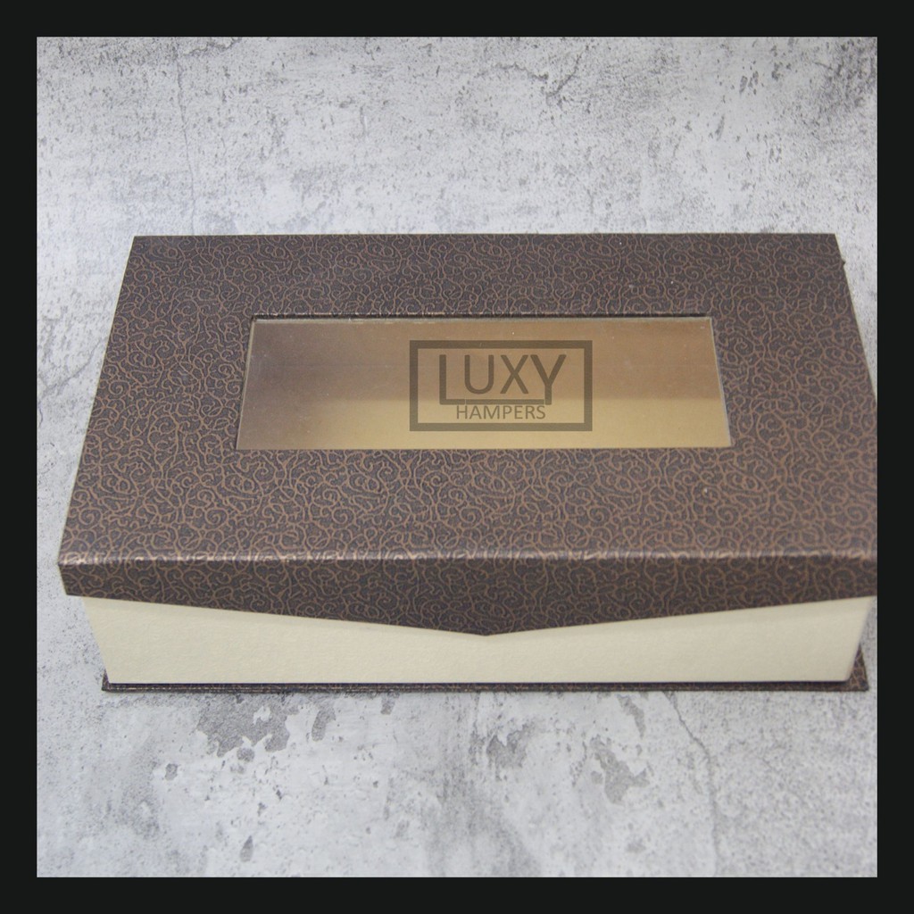 

Box Parcel Imlek / Box Kue Kering / Box Custom / Kotak Kue Custom / Box Hampers / Hamper / Box Kado