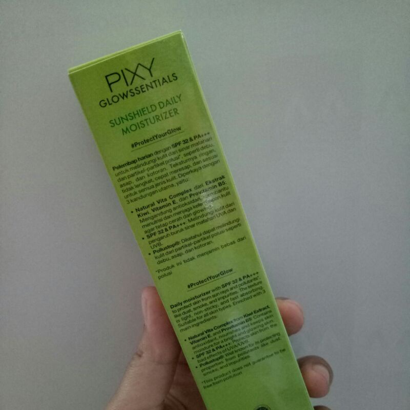 Pixy Glowssentials Sunshield Daily Moisturizer 20gr