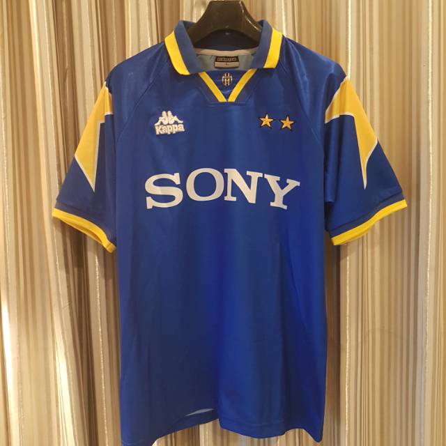 Jersey Cowok Juventus Final Champion 1996 versi UCL