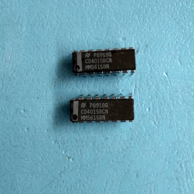 IC CD4015 BCN