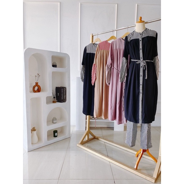 Elena on set/setelan celana by Zyana