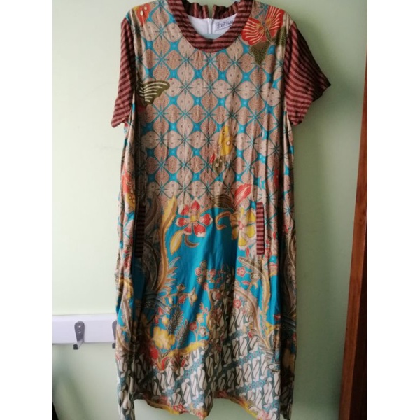 PRELOVED DRESS BATIK DXF