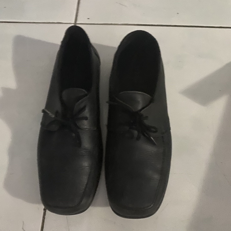 Sepatu Sekolah Hitam Santa Ursula Wanita