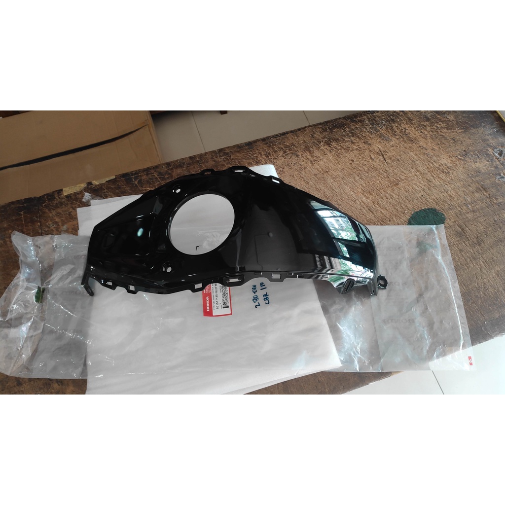 cover tangki tengah cbr 150r upside down ori