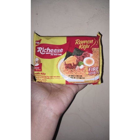

MIe Instan Richeese Ramen Keju Level 0